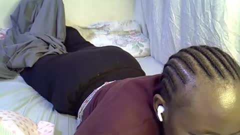 sassy_bella online show from November 2, 2:11 am