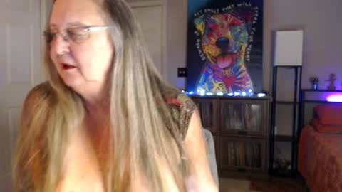 Trish online show from June 13, 1:27 am