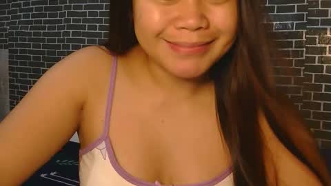 sassycass_cummerx online show from April 6, 11:11 am