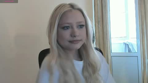 satinpresence online show from June 4, 5:13 am