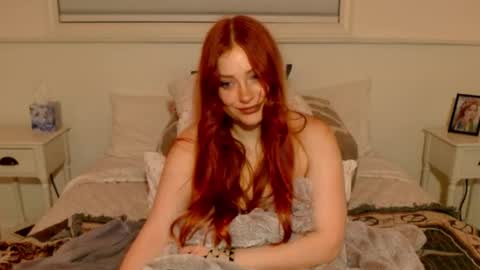 Snapshot of satrinarose chatting on January 14, 8:31 am Rose online show from January 14, 8:31 am