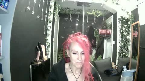 SaucySky online show from June 8, 12:05 am