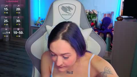 Ariel online show from November 28, 3:03 am