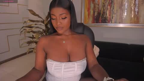 S a v a n n a h  online show from November 1, 3:44 pm