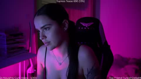 Naomi online show from April 16, 8:09 pm