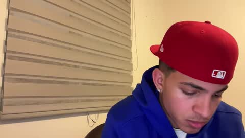 sbouchikh03 online show from February 11, 6:28 am