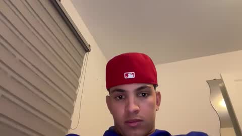 sbouchikh03 online show from February 13, 6:39 am