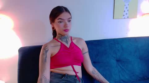 scarleet online show from September 26, 3:20 pm