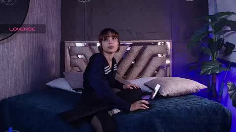 Scaiff online show from March 26, 2:17 am