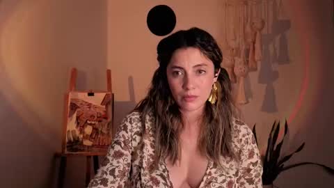 Venus online show from November 18, 4:21 pm