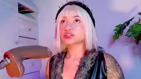 scarlet_gold online show from March 4, 2:19 am