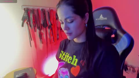 scarlet taylor kennedy online show from March 5, 10:08 pm