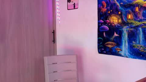 Scarlet online show from November 28, 3:08 pm