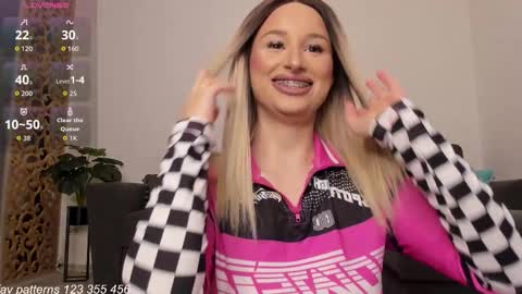 scarletflamee online show from February 10, 8:23 pm