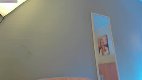 Scarlet  online show from February 21, 6:38 am