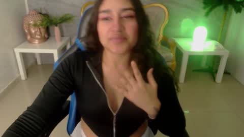 scarleth_sweet_s online show from December 22, 10:27 pm