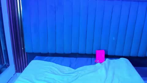 scarlethjonz online show from February 12, 6:11 pm