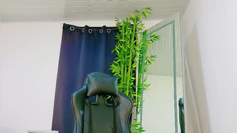 Denis online show from December 2, 11:36 pm