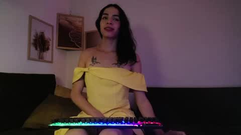 Scarlet online show from May 7, 1:56 am