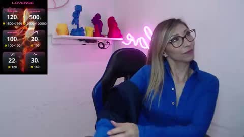 Scarlett online show from March 29, 11:56 am