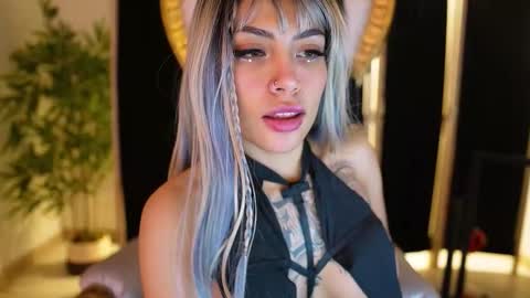 Snapshot of scarlett_collins01 chatting on October 20, 1:21 am Scarlett Collins online show from October 20, 1:21 am