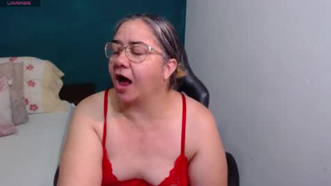 Scarlett  online show from April 2, 2:19 am