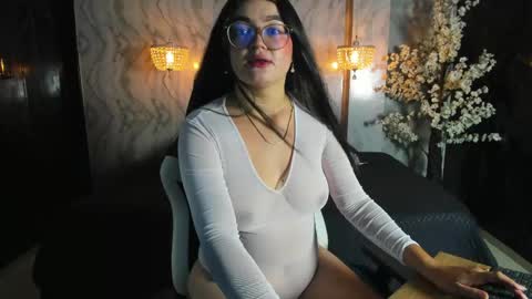 scarlett montoya  online show from June 8, 12:17 pm
