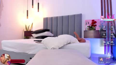 Scarlett Morgan online show from November 9, 9:39 pm