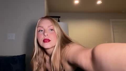 Scarlett Rose NOW ON XTWITTER online show from May 9, 5:46 am