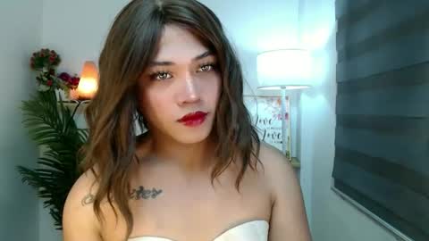 Snapshot of scarlett_sofia69 chatting on October 22, 10:51 am    online show from October 22, 10:51 am
