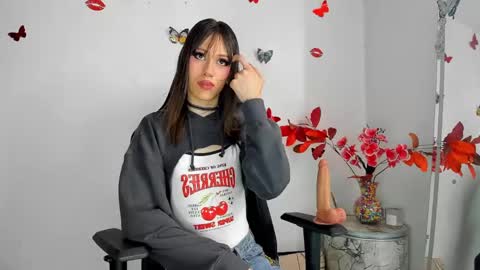 Scarlett Twigs online show from February 26, 6:37 pm