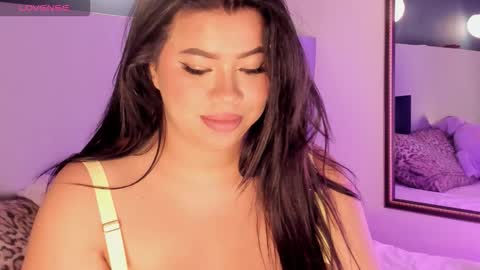 ScarlettDavis1  online show from November 27, 11:56 pm