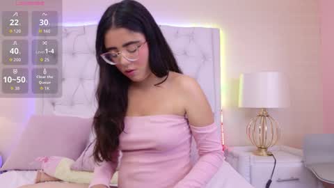 Scarlett Petrova online show from January 16, 12:25 pm