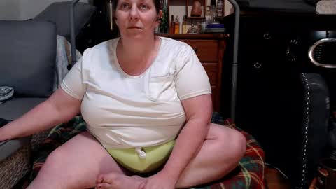 Scarlotta online show from September 8, 11:15 pm