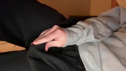 Skinny College Boy online show from April 3, 1:56 am