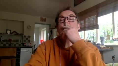 scbiggersballs online show from April 12, 11:03 am