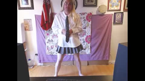 sch00lgirlass online show from November 14, 7:16 pm