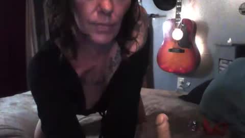 Scherstin online show from April 8, 4:48 am