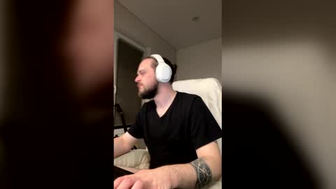 Charlie online show from May 13, 7:12 pm