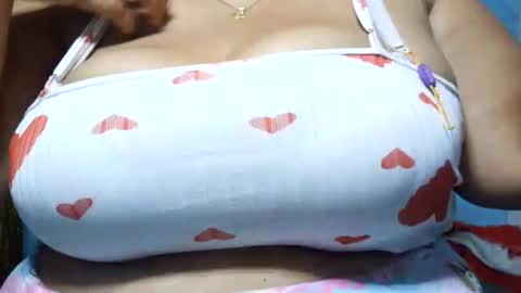 mai latina online show from July 16, 7:06 pm