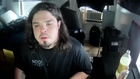 Snapshot of scoobysnaxxxxx chatting on October 17, 3:27 pm scoobysnaxxxxx online show from October 17, 3:27 pm