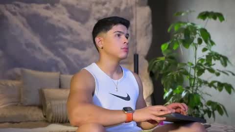 Andrew Flintt online show from March 25, 12:17 am