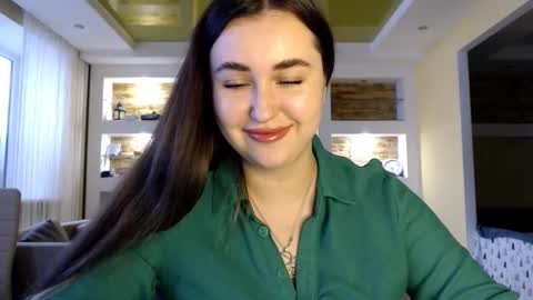 Snapshot of sea_cocktail chatting on January 24, 11:48 am Elizabeth  online show from January 24, 11:48 am