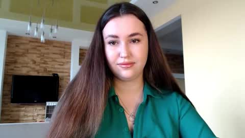 Snapshot of sea_cocktail chatting on February 3, 8:35 am Elizabeth  online show from February 3, 8:35 am