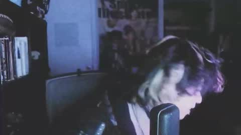 Moxie online show from March 17, 1:43 am