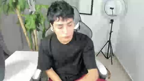 sebastian online show from January 8, 4:46 pm