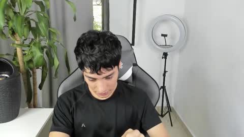 sebastian online show from January 10, 3:28 pm