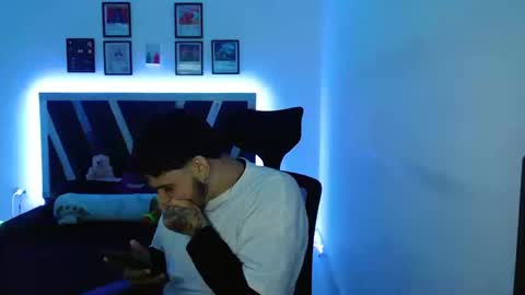 Sebas online show from September 19, 10:35 pm