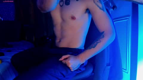 Sebastian online show from January 30, 12:18 am