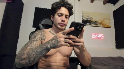 Lucian Sinclair online show from April 10, 3:56 am